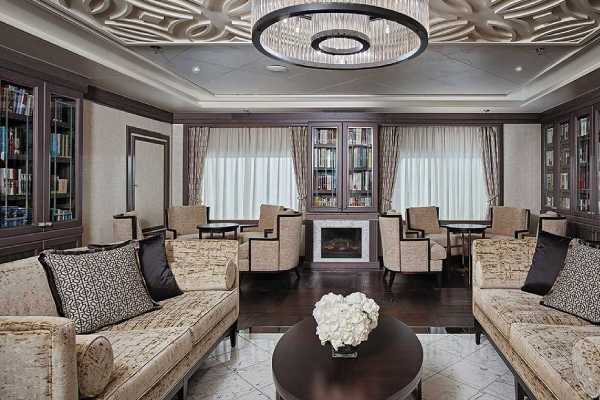 Seven Seas Navigator Gallery Image